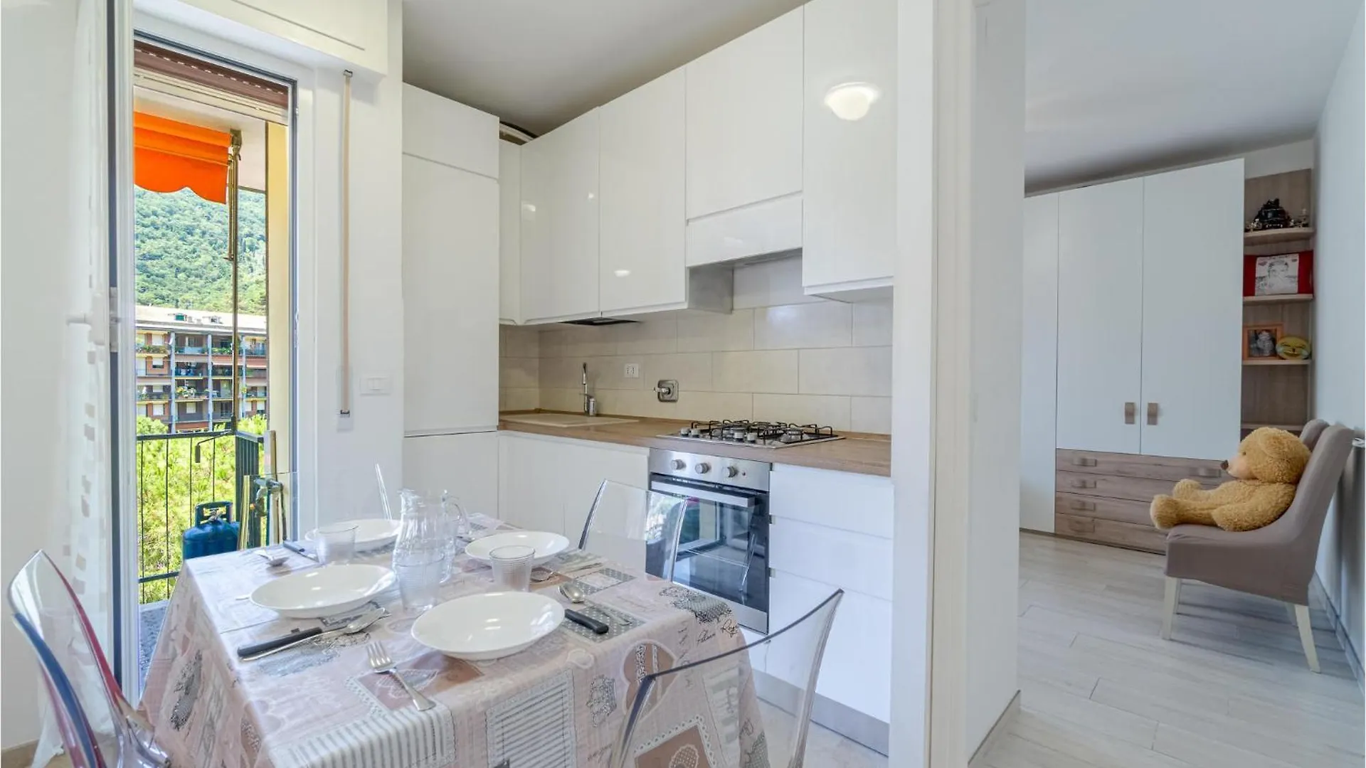 Lovely Apartment In Recco With Kitchen
