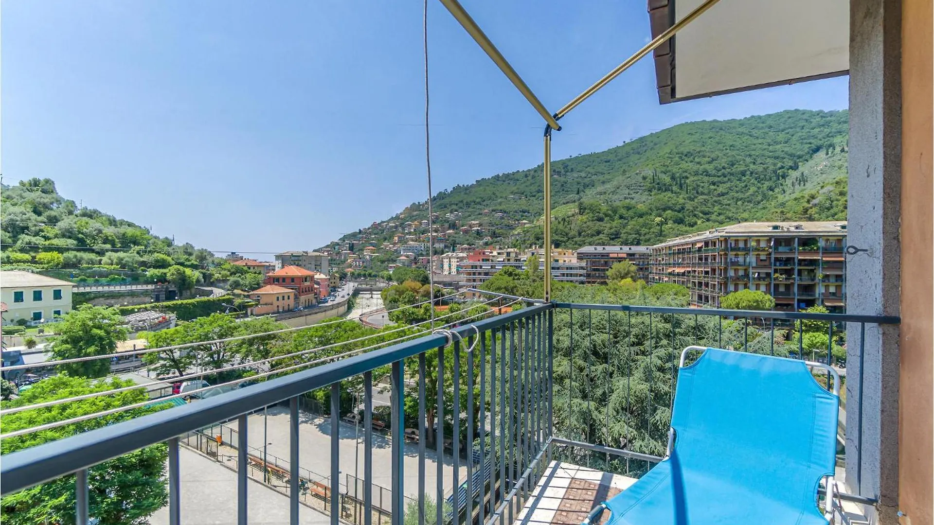 Lovely Apartment In Recco With Kitchen